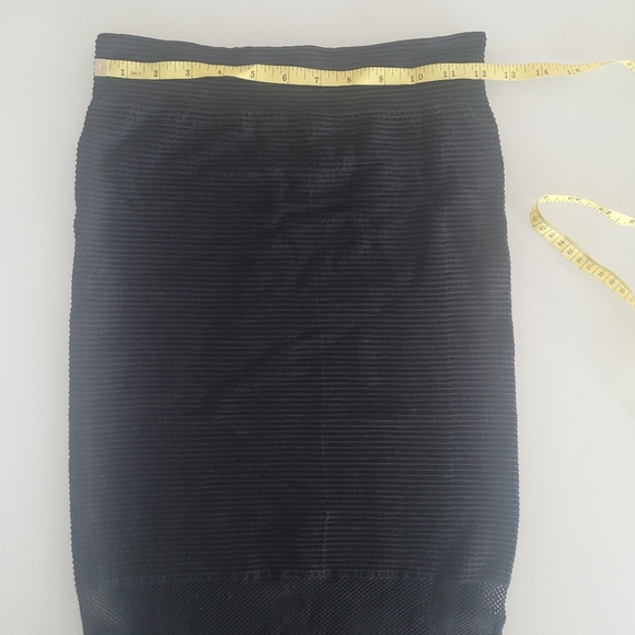 BCBGeneration Mesh/Fish Net Black Stretch High Waisted Skirt Size XS - Picture 7 of 8